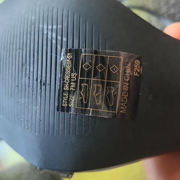 Charles Albert heels ☆ Size 7 ☆ Up the leg Straps ☆ Stilettos ☆ Black  Brand New - Picture 4 of 15